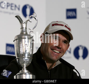 Padraig Harrington della Repubblica d'Irlanda durante una conferenza stampa al Royal Birkdale Golf Club di Southport. Foto Stock