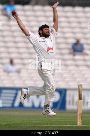 Cricket - Frizzell County Championship - Surrey contro Sussex. Mushtaq Ahmed, Sussex Foto Stock