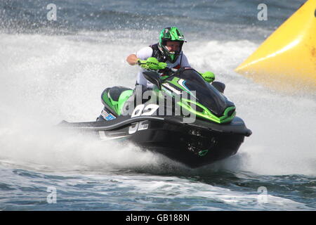 Richard cavo, alla guida di una Kawasaki Ultra 300X in un P1 AquaX gara, durante la Scottish Grand Prix del mare, tenutasi a Greenock. Foto Stock