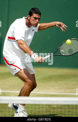 Tennis - Wimbledon 2003 - Gli uomini del terzo round - Mark Philippoussis v Radek STEPANEK: risultati nei Foto Stock