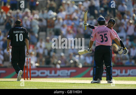 Cricket - Venti20 Cup - Semifinale - Middlesex crociati v Durham dinamo - il Rose Bowl Foto Stock