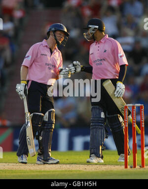 Cricket - Venti20 Cup - finale - Kent Spitfires v Middlesex crociati - il Rose Bowl Foto Stock