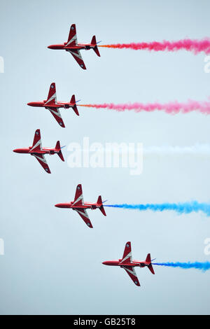 Le frecce rosse si esibiscono presso la Bristol Balloon Fiesta ad Ashton Court, Bristol. Foto Stock