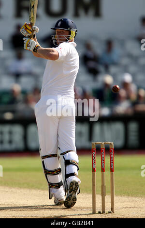 Cricket - seconda prova npower - quarto giorno - Inghilterra contro Sud Africa - Headingley. Andrew Flintoff, Inghilterra Foto Stock