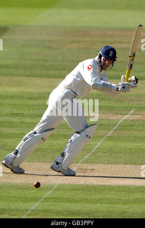 Cricket - seconda prova npower - Inghilterra / Sud Africa - terzo giorno - Lord. Marcus Trescoshick, in Inghilterra, esce per quattro corse Foto Stock