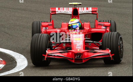 Felipe massa della Ferrari durante la sessione di qualifica del Gran Premio del Belgio a Spa Francorchamps, Belgio. Foto Stock