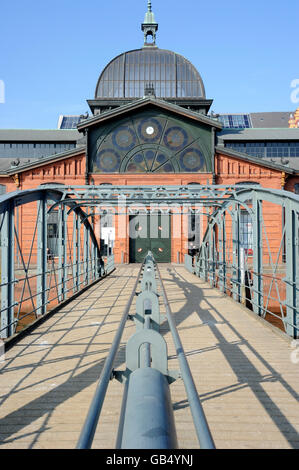 Wharf all'asta del pesce Hall di Fischereihafen porto di pesca, St. Pauli, Amburgo Foto Stock