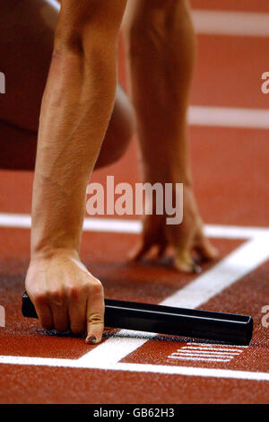 Atletica - IAAF mondiale di atletica - Parigi 2003 - Donne Staffetta 4 x 100m riscalda Foto Stock