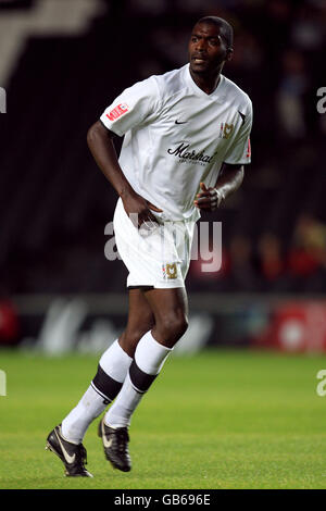 Calcio - Johnstone la vernice Trophy - sezione meridionale - Secondo round - Milton Keynes Dons v Bournemouth - stadium:mk Foto Stock