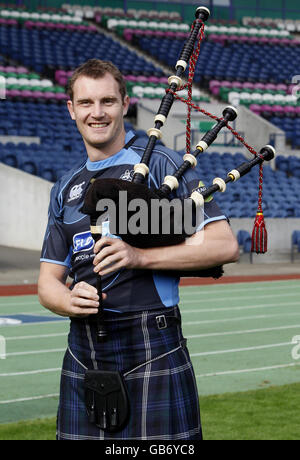 Alastair Kellock, capitano dei guerrieri di Glasgow durante il lancio della Heineken Cup a Murrayfield, Edimburgo. Foto Stock