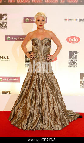 Pink arriva per i MTV Europe Music Video Awards 2008 all'Echo Arena di Liverpool. Foto Stock