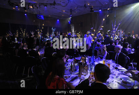 Il ricevimento di bevande per il Royal Television Society North West 2008 Awards all'Hilton Deansgate Hotel a Manchester. Foto Stock