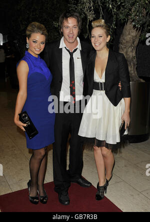 (A sinistra - a destra) Emma Rigby, Andrew Moss e Zoe Lister alla reception delle bevande per i Royal Television Society North West 2008 Awards all'Hilton Deansgate Hotel di Manchester. Foto Stock