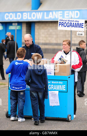 Calcio - Coca Cola Football League One - Millwall v Leeds United - New Den Foto Stock