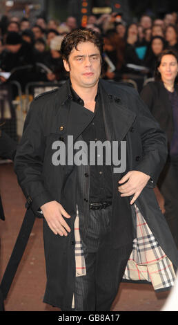 The Times BFI London Film Festival - 'che' Screening. Benicio del Toro arriva alla proiezione di gala di 'che' al cinema Odeon West End, Leicester Square, Londra. Foto Stock