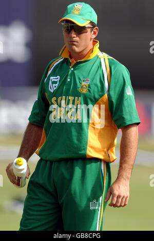 Cricket - Sud Africa / Zimbabwe - una giornata NatWest Series. Graeme Smith, Sudafrica Foto Stock