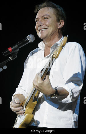 David Cassidy suona in concerto all'Hammersmith Apollo di Londra. Foto Stock