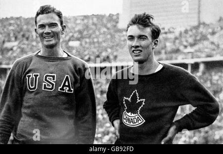 (L-R) medaglia d'oro Glenn Hardin, USA, con medaglia d'argento John Loaring, Canada Foto Stock