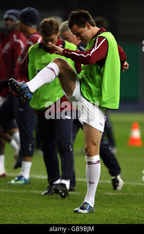 Calcio - Internazionale amichevole - Germania / Inghilterra - Inghilterra allenamento - Stadio Olimpico. John Terry in Inghilterra durante l'allenamento. Foto Stock