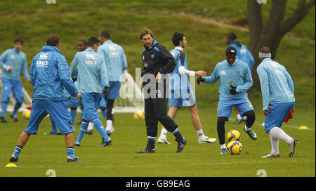 Calcio - Portsmouth sessione di formazione - Eastleigh Allenamento Foto Stock