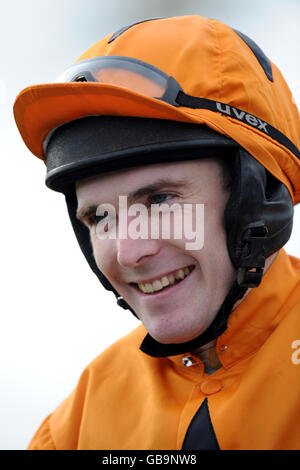 Corse di cavalli - Ippodromo di Uttoxeter. Tom Scudamore, jockey Foto Stock