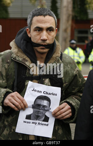 Jean Charles de Menezes inchiesta Foto Stock