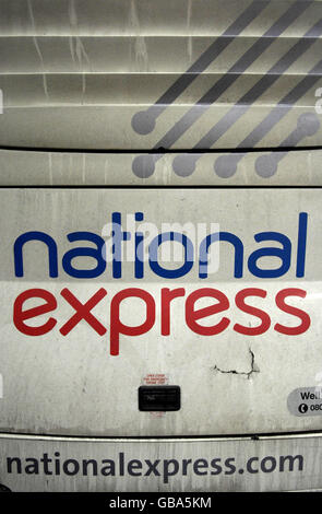 Azioni National Express. Un autobus National Express a Londra. Foto Stock