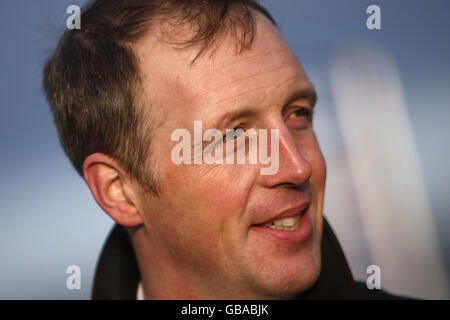 Corse ippiche - Boylesports International - Day One - Cheltenham Racecourse. Il formatore David Pipe durante il meeting internazionale di Boylesports all'ippodromo di Cheltenham. Foto Stock