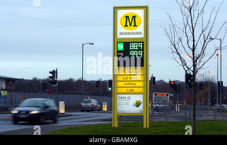 I prezzi della benzina drop Foto Stock