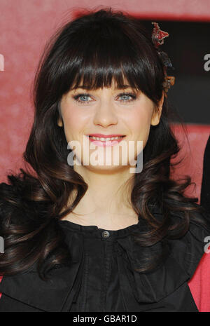 Zooey Deschanel è visto alla fotocellula 'Yes Man' al Claridges Hotel nel centro di Londra. Foto Stock