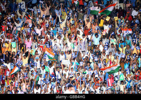 Cricket - Prima prova - Giorno 4 - India v Inghilterra - M. A. Chidambaram Stadium - Chennai - India Foto Stock