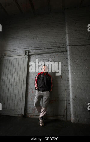 Boxing - Frankie Gavin lavorare fuori sessione - Arnies Palestra Foto Stock