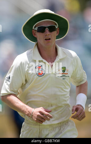 Cricket - 3 Serie mobile - Primo test - Australia v Sud Africa - WACA - Quinto Giorno Foto Stock