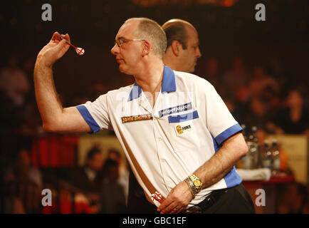 Freccette - Lakeside BDO World Professional Darts Championship - Giorno Sette - Complesso in riva al lago Foto Stock