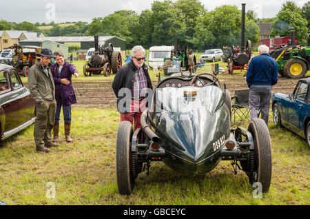 Una rara American LaFrance racing tipo auto sportive in mostra in Inghilterra Foto Stock