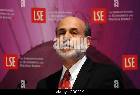 Presidente della Federal Reserve ben Bernanke che parla alla London School Economics di Londra. Foto Stock