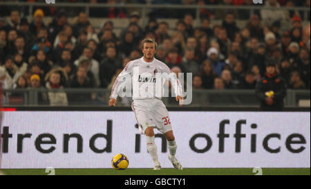 David Beckham di AC Milan durante il suo debutto contro Roma in Italian Serie UNA partita allo Stadio Olimpico di Roma, domenica 11 gennaio 2009: Photo Nick Potts/PA Foto Stock