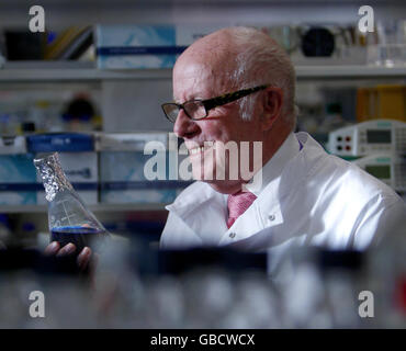 Richard Wilson Cancer Research Center Visita Foto Stock