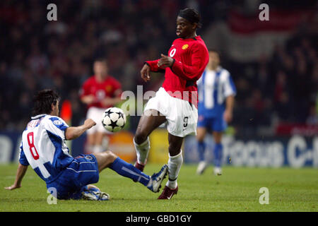 Soccer - UEFA Champions League - Secondo round - Prima tappa - FC Porto v Manchester United Foto Stock