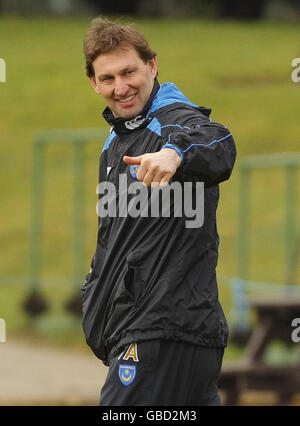 Calcio - Portsmouth sessione di formazione - Eastleigh Allenamento Foto Stock