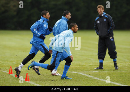 Calcio - Portsmouth sessione di formazione - Eastleigh Allenamento Foto Stock