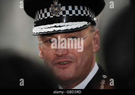 Il nuovo commissario metropolitano alla polizia, Sir Paul Stephenson, la cui nomina è stata annunciata dal segretario all'interno Jacqui Smith, a Scotland Yard, Londra. Foto Stock