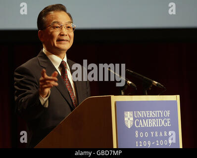 Il Premier cinese Wen Jiabao all'Università di Cambridge. Foto Stock