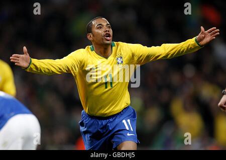 Calcio - amichevole internazionale - Italia v Brasile - Emirates Stadium Foto Stock