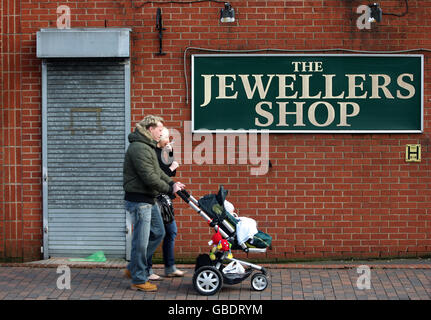 Vista generale di un negozio di gioielli nel quartiere dei gioielli, Hockley, Birmingham Foto Stock