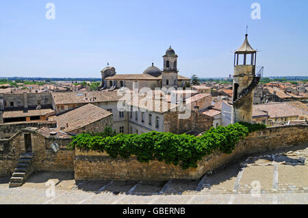 La chiesa di Notre Dame des Pommiers, Beaucaire, Dipartimento Gard, Languedoc-Roussillo, Francia Foto Stock