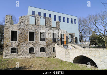 Casa Weitmar, le rovine del castello e il cubo, museo, Bochum, Renania settentrionale-Vestfalia, Germania / Haus Weitmar Foto Stock