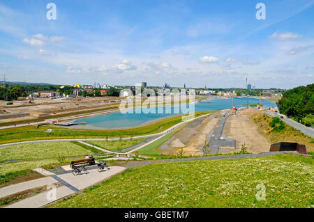 Lago Phoenixsee, lago artificiale, ex acciaierie Hermannshutte, Horde, Dortmund, Renania settentrionale-Vestfalia, Germania / l'orda, Hermannshütte Foto Stock