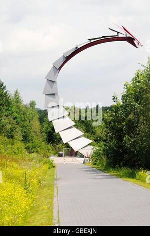 Dragon's bridge Halde Hoheward, miniera di heap, landscape park, Herten, la zona della Ruhr, Renania settentrionale-Vestfalia, Germania / Drachenbrücke Foto Stock