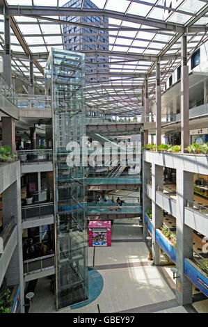 Aqua Multiespacio, Centro shopping mall, Valencia, Spagna Foto Stock